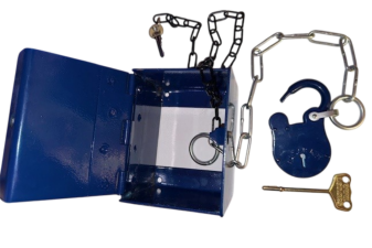 KEYBOX with 2 chains, padlock and key